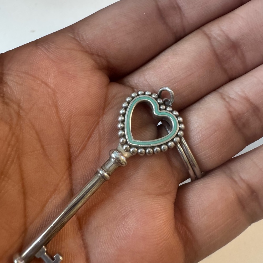 Auth Tiffany & Co. Key - Picture 2 of 4